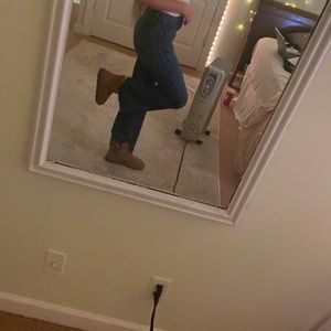 blue flared jeans 🩵